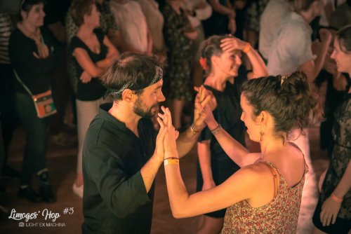 Limoges'Hop #5

Partage libre à des fins non promotionnelles ou commerciales, en créditant l'auteur (@lightexmachina).

© Alexandre - LIGHT EX MACHINA 2023, tous droits réservés.